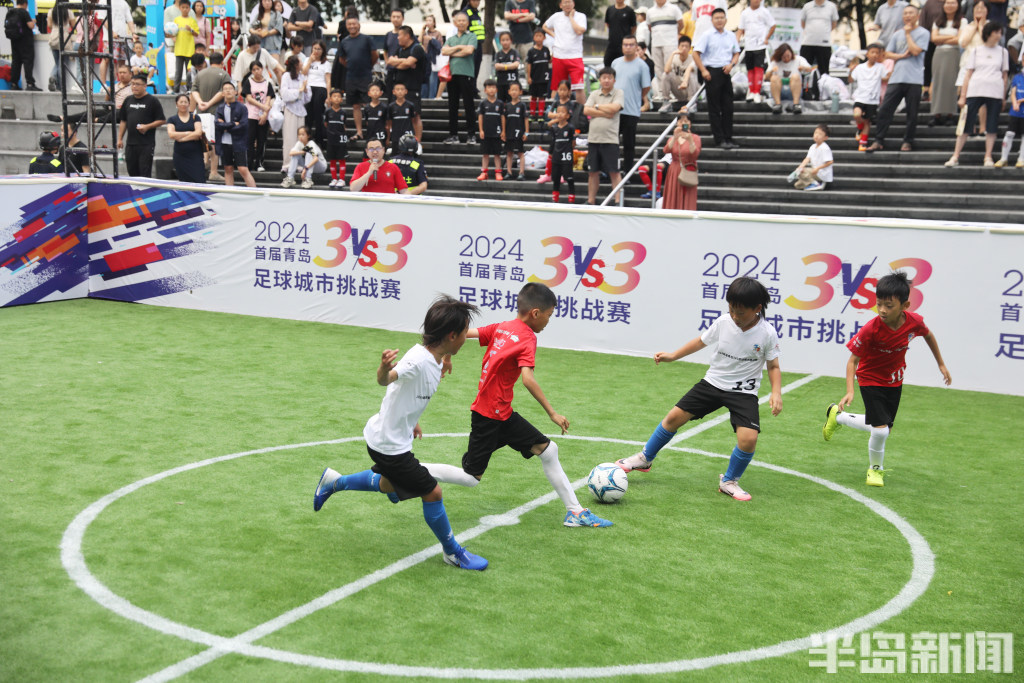 Yabo-足球运动员在赛场上的说说