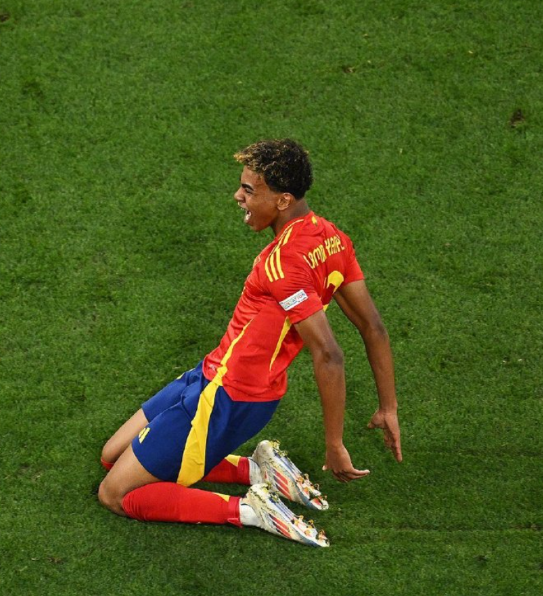 巴萨惨败耻辱出局什么原因